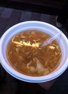 �Ђ��҂��̒��؊X